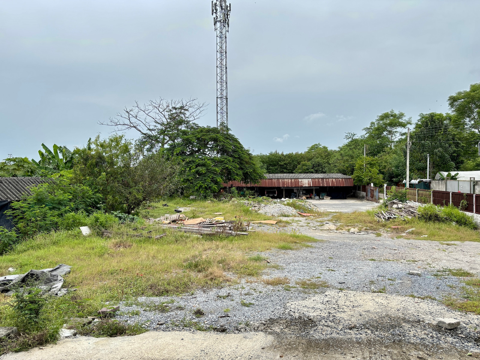 Empty land filled in, 416 sq m., near Wat Phra Dhammakaya. Beautiful rectangular plot, near Thai Market, Iyara Market. – รูปที่ 2