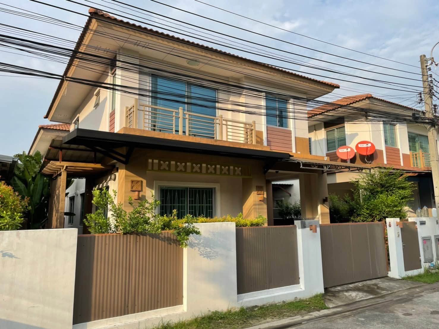 (Code ME232) House for rent, Atoll Maldives Palms (Bangna - Wongwaen) project: Atoll Maldives Palm (Bangna - Wongwaen) (Code ME232) House for rent, Atoll Maldives Palms (Bangna - Wongwaen) project: Atoll Maldives Palm (Bangna - Wongwaen)