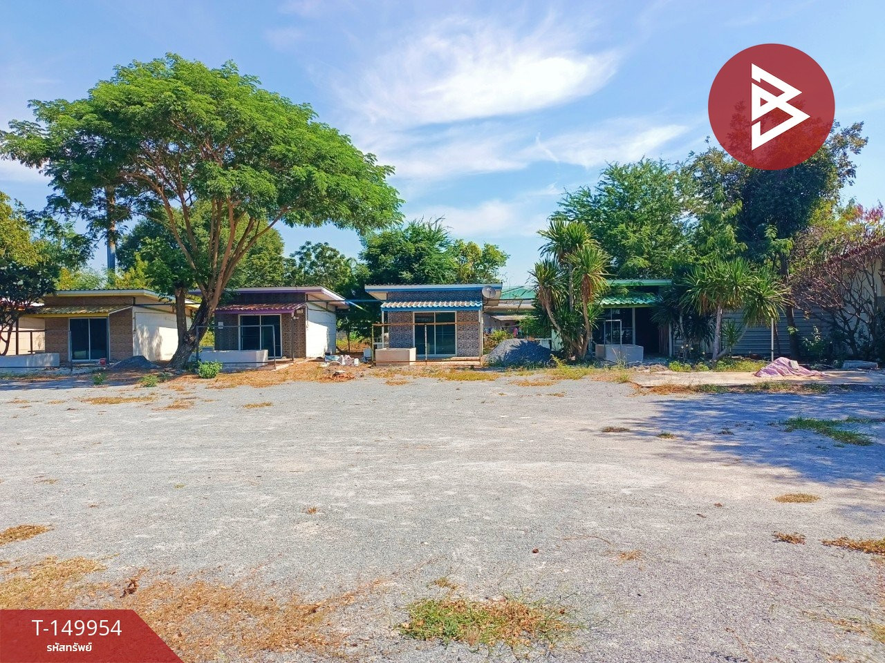 For sale/rent hotel with land, area 4 rai 72 sq m, U Thong, Suphan Buri For sale/rent hotel with land, area 4 rai 72 sq m, U Thong, Suphan Buri