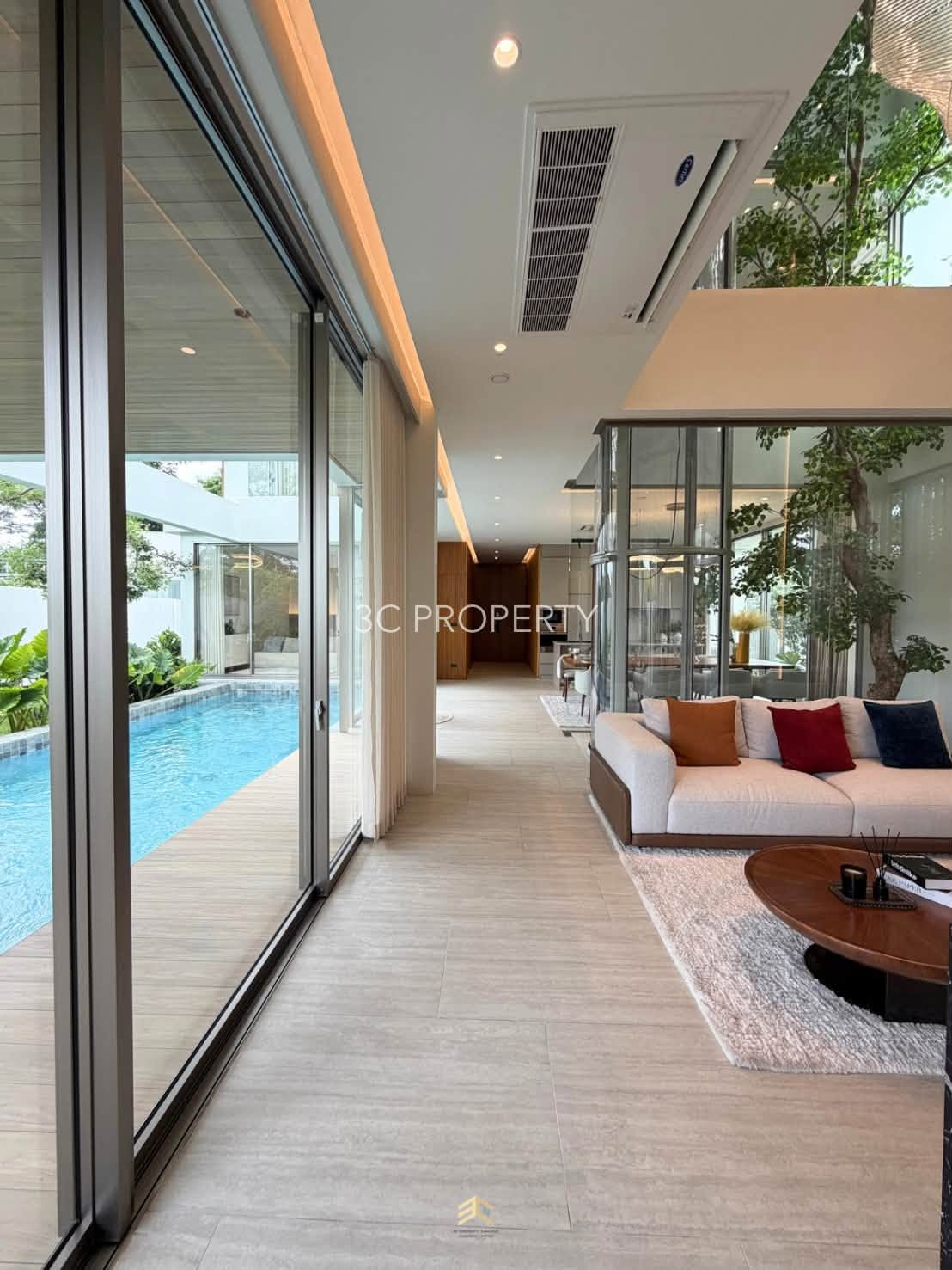 Private Pool Villa : ทำเลศักยภาพ เกษตร-นวมินทร์ : ตกแต่งพร้อมอยู่ ได้ทุกอย่างตามภาพ 