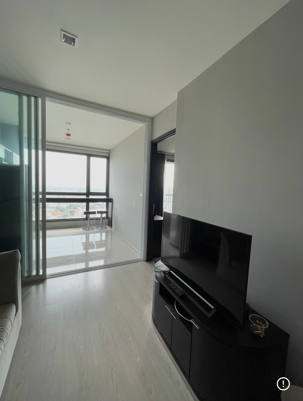 🔥 ขายคอนโดวิวเมืองชั้นสูง Rhythm Sukhumvit 44/1 (ชั้น 24) เพียง 6.0 ล้านบาท! 🔥 – รูปที่ 2