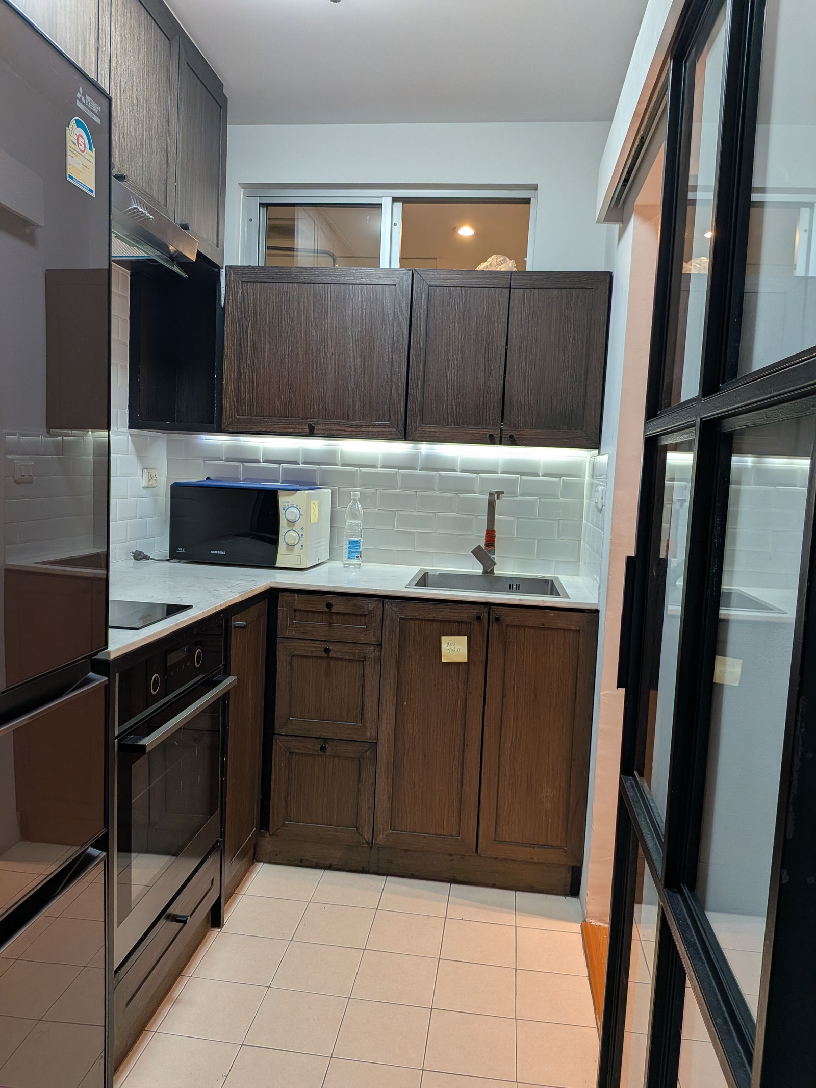 ให้เช่า ห้องมุมชั้นสูง ตกแต่งใหม่สไตล์ Loft คอนโด วัน เอ็กซ์ สุขุมวิท 26 (Condo One X) 1 นอน 50 ตรม ชั้น 23 วิวเมือง ใกล้ BTS พร้อมพงษ์ – รูปที่ 3