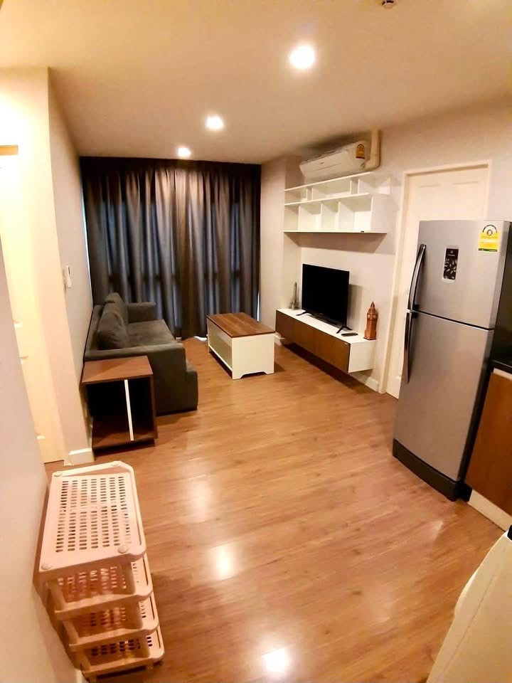 Urgent sale! Condo Hallmark Ngamwongwan, beautiful room, ready to move in, shady atmosphere, resort style, near the expressway, The Mall Ngamwongwan, Hallmark Ngamwongwan. Urgent sale! Condo Hallmark Ngamwongwan, beautiful room, ready to move in, shady atmosphere, resort style, near the expressway, The Mall Ngamwongwan, Hallmark Ngamwongwan.