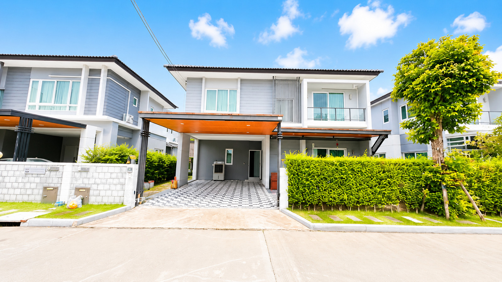 ขายบ้านเดี่ยว Centro บางนา–วงแหวน บ้านหลังใหญ่ 4 ห้องนอน ใกล้เมกะบางนา และสนามบินสุวรรณภูมิ Centro บางนา–วงแหวน ราคา 7.7 ล้านบาท ราคาดีสุดในโครงการ ขายบ้านเดี่ยว Centro บางนา–วงแหวน บ้านหลังใหญ่ 4 ห้องนอน ใกล้เมกะบางนา และสนามบินสุวรรณภูมิ Centro บางนา–วงแหวน ราคา 7.7 ล้านบาท ราคาดีสุดในโครงการ