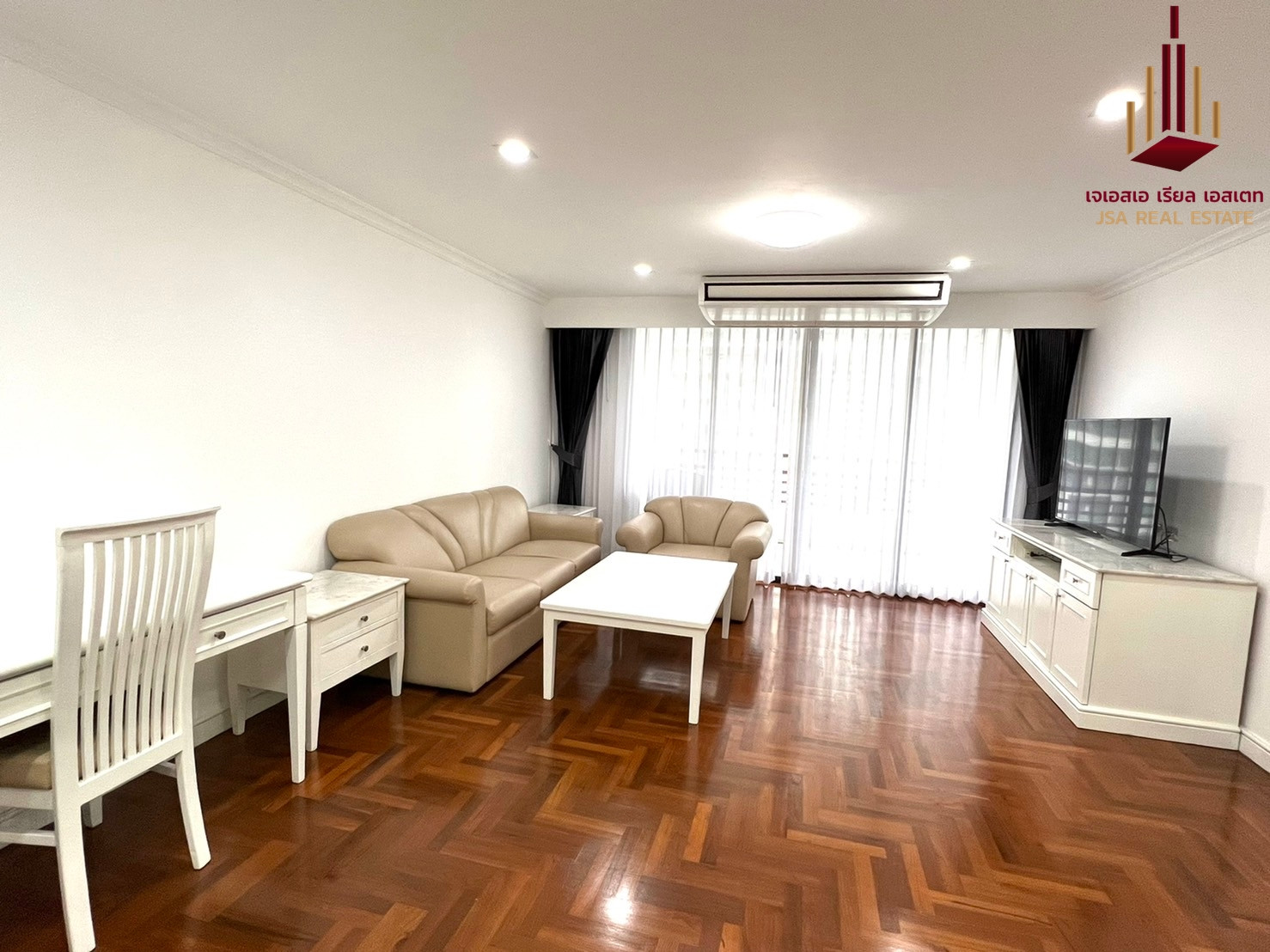 ✨ For Rent : Acadamia Grand Tower Condo ✨ 💰 Only 45,000 THB/month ✨ For Rent : Acadamia Grand Tower Condo ✨ 💰 Only 45,000 THB/month