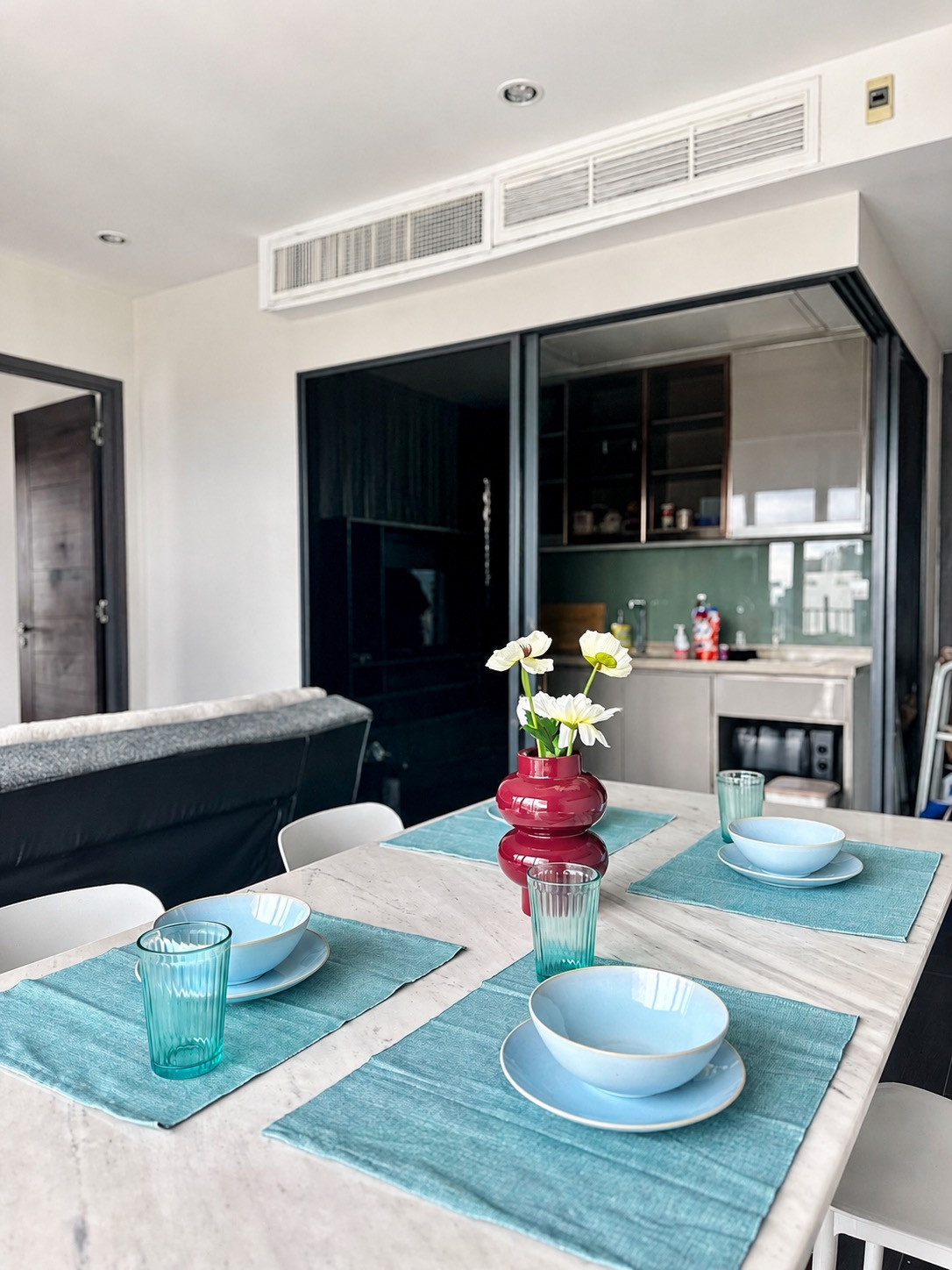 ให้เช่า C Ekkamai | 2 ห้องนอน | 65 ตร.ม. | ชั้นสูง | วิวเมืองเปิดโล่ง – รูปที่ 4