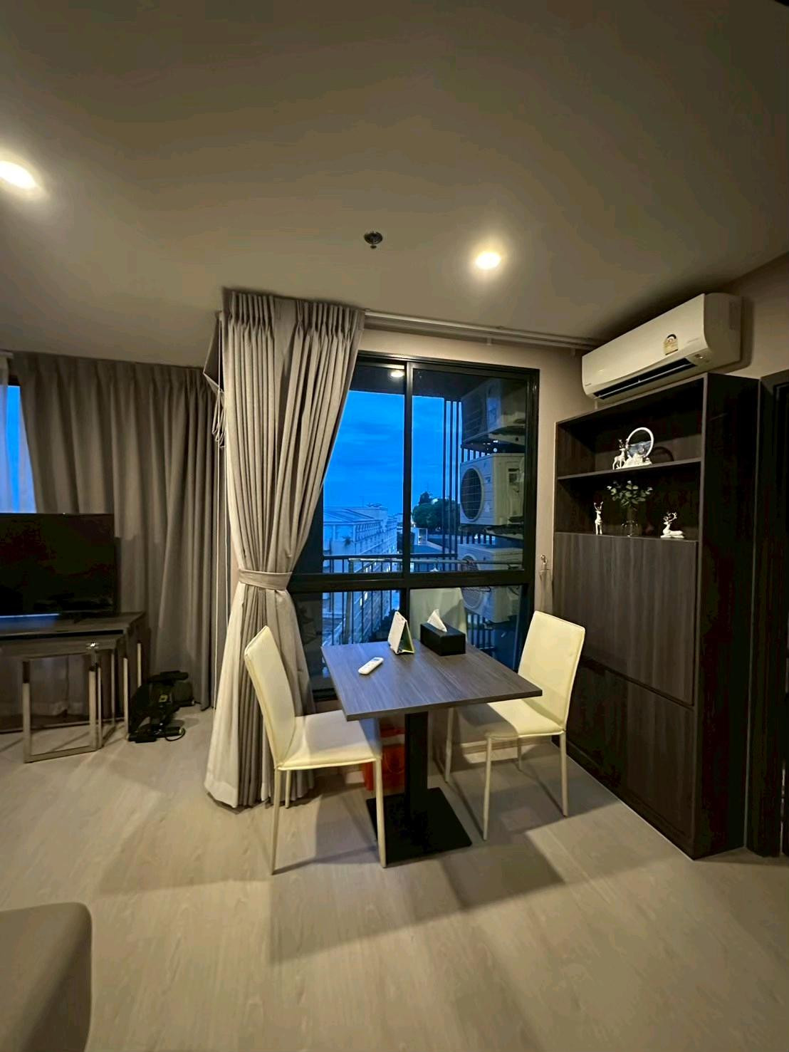 Elio del nest 2 bed 2 bath building g Elio del nest 2 bed 2 bath building g