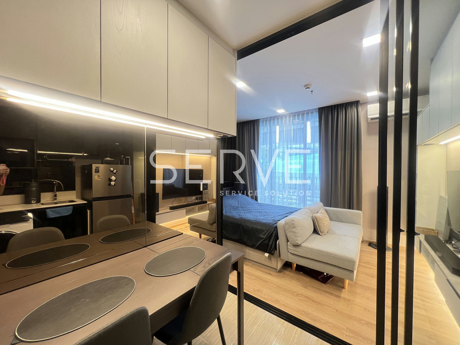 Studio with Partition City View Fully furnished Luxury Condo Good Lacation Close To BTS Ari station 220 m. @ Noble Around Ari   