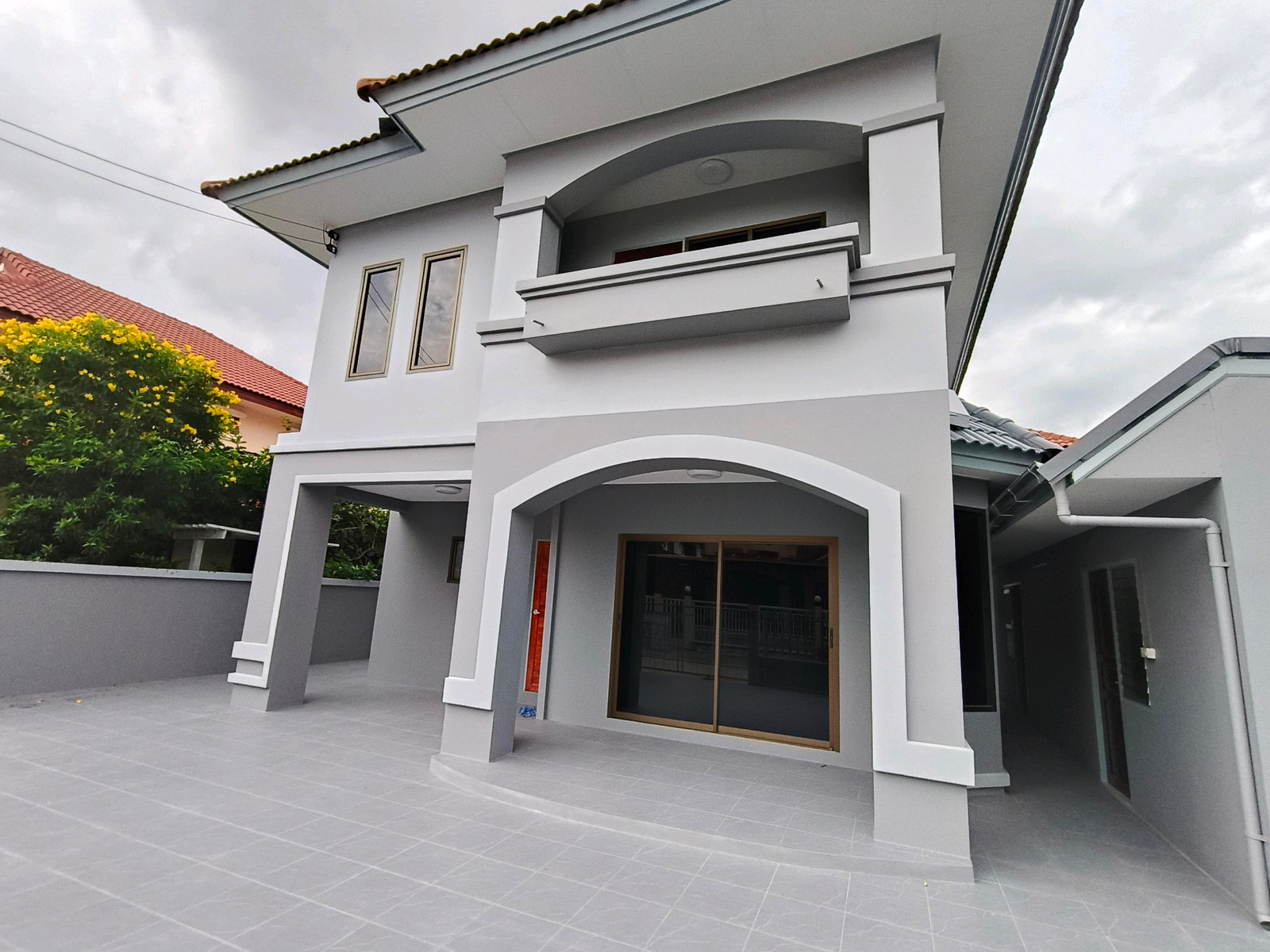 บ้านเดี่ยว 2 ชั้นรีโนเวทใหม่ทั้งหลัง – รูปที่ 4
