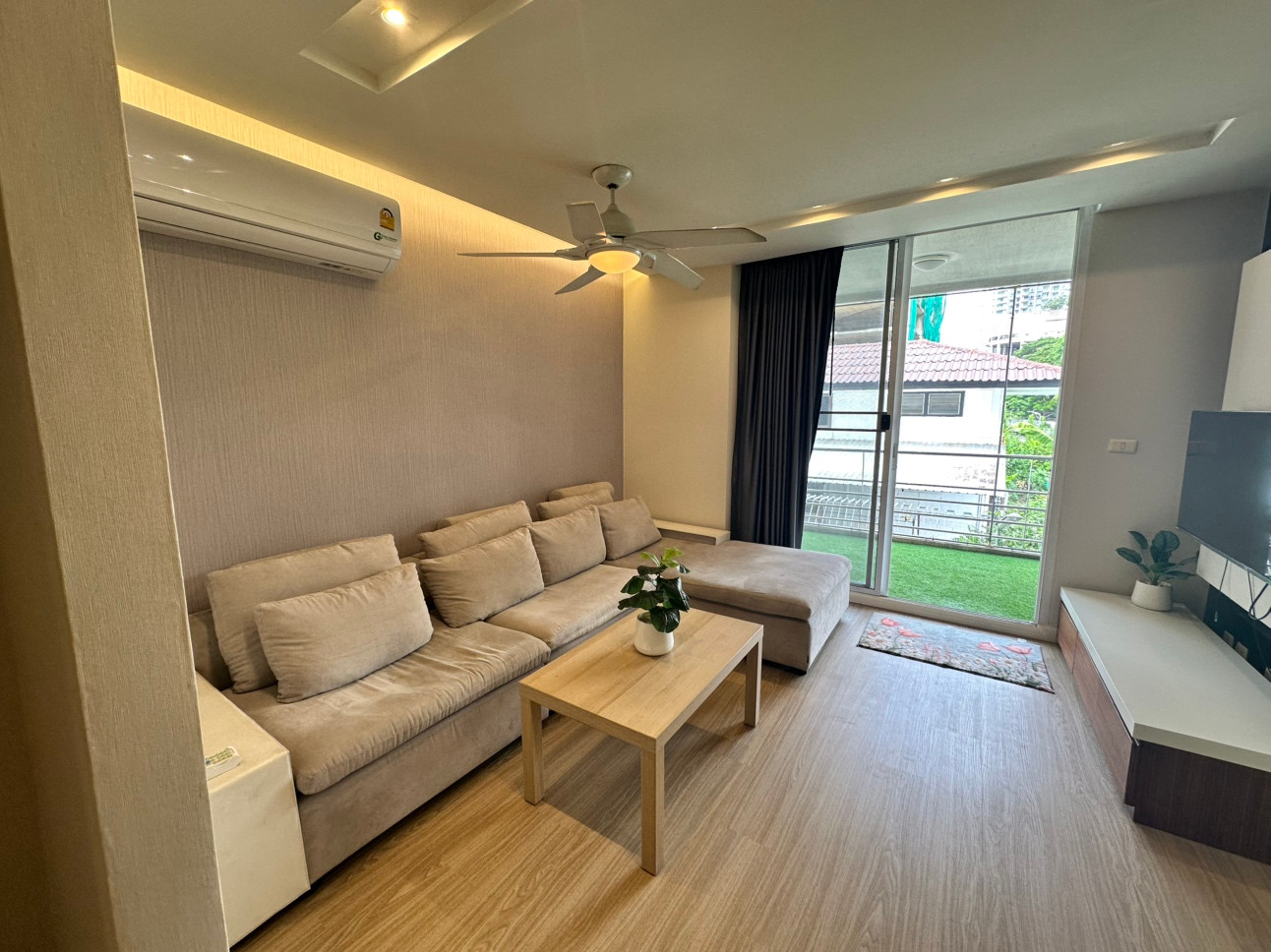 Sell!! The Peak Sukhumvit 15