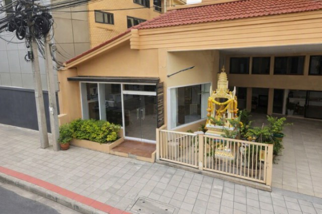 shop and office space 60 sq.m. for rent BTS Saint Louis 723m. Assumption Primary School Sathorn 9-15 – รูปที่ 2