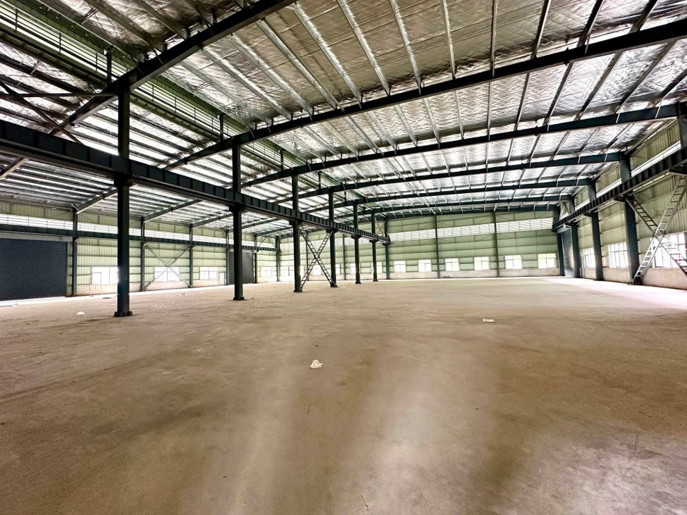 For Rent ให้เช่าโกดัง โรงงาน สร้างใหม่ / มีเช่า 2 โรงงาน ๆ ละ 3000 ตารางเมตร / โรงงาน สร้างใหม่ / ทำเล ตำบล นาวังหิน อ.พนัสนิคม / ริมถนน 331 เข้าซอยไม่ลึก / ถนนใหญ่กว้าง รถเทรลเลอร์ เข้าออกได้ / พื้นที่สีเหลืองเขต EEC ขอ รง 4 ได้  – รูปที่ 3