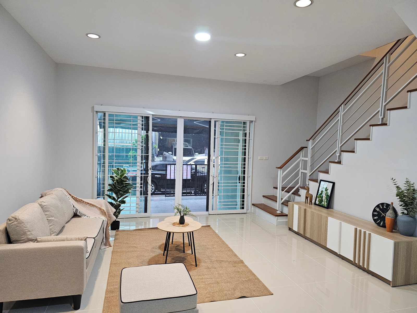 ขายทาวน์โฮม The Pleno เอกชัย-กาญจนาภิเษก รีโนเวทสวยพร้อมเข้าอยู่ – รูปที่ 2