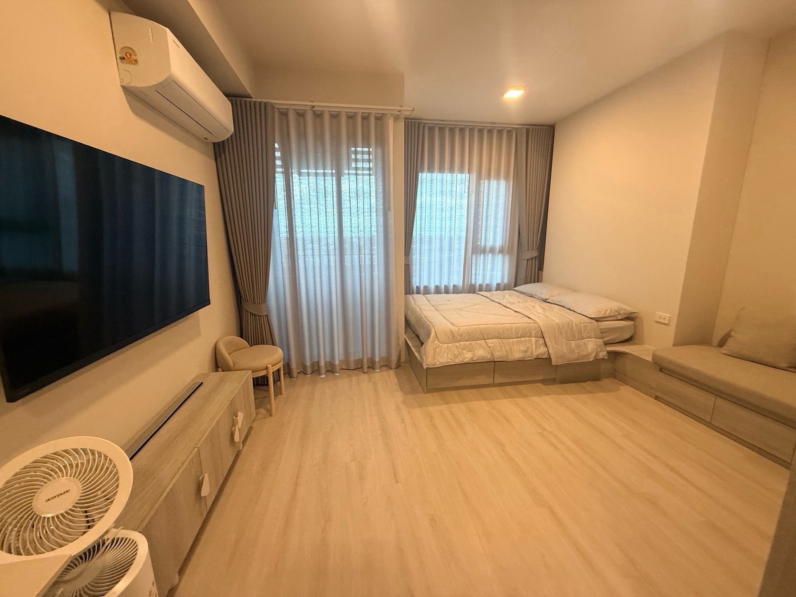 Chic new condo for rent! COBE Ratchada-Rama 9, Building E, 10th floor, Studio 25 sq m., only 16K/month 🚀✨ Chic new condo for rent! COBE Ratchada-Rama 9, Building E, 10th floor, Studio 25 sq m., only 16K/month 🚀✨