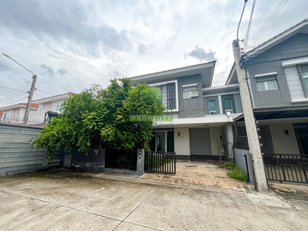 Twin house, Casa Presto Pinklao-Wongwaen, corner house, complete extension, ready to move in. Twin house, Casa Presto Pinklao-Wongwaen, corner house, complete extension, ready to move in.