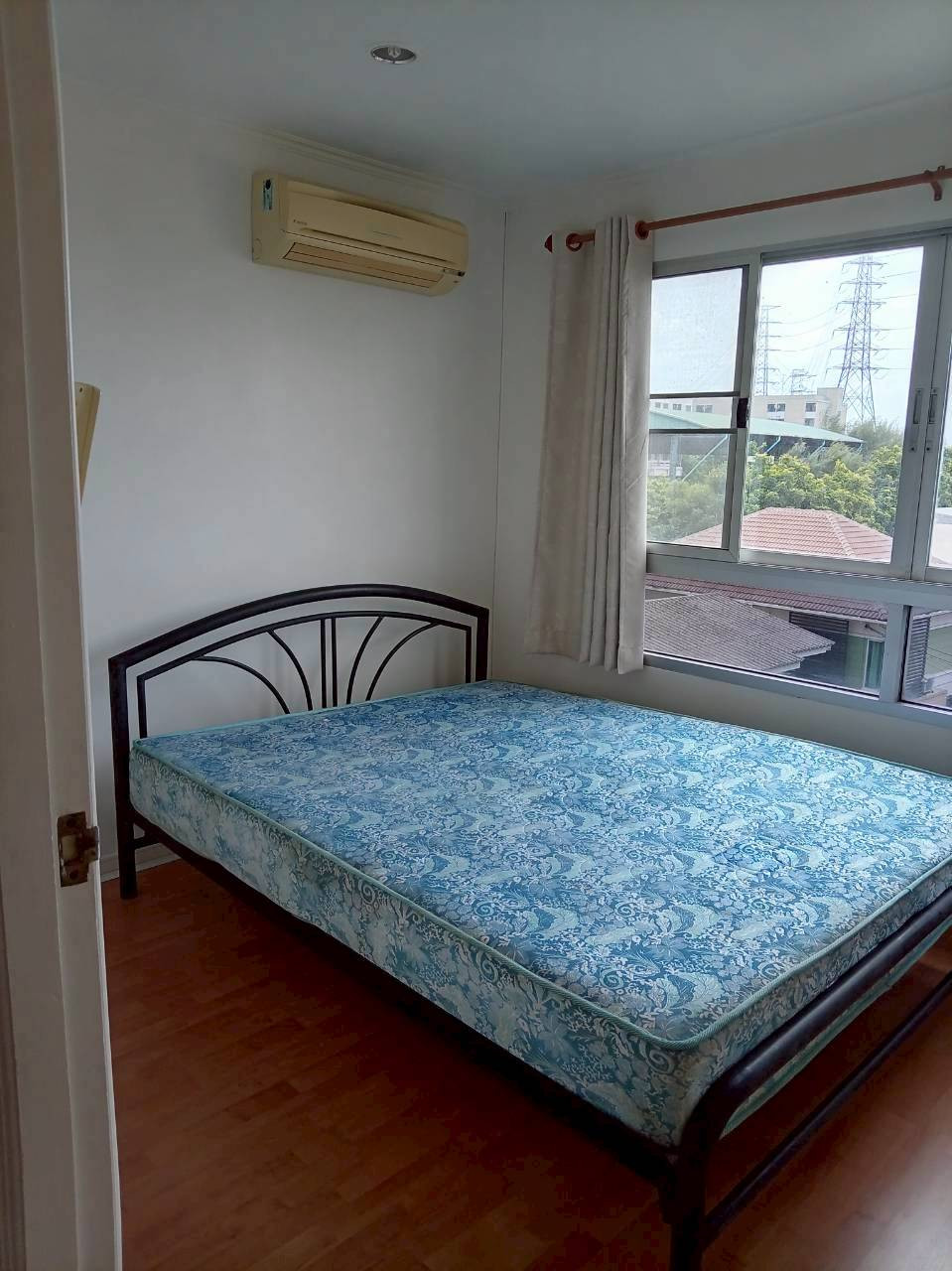 P-125388 For Rent Lumpini Ville Cultural Center | 2 Bedrooms 2 Bathrooms | City View | 4th Floor | 60 sq.m. | Furnished | 15,000 THB/month | Line ID: @easythaihome | 085-592-2897