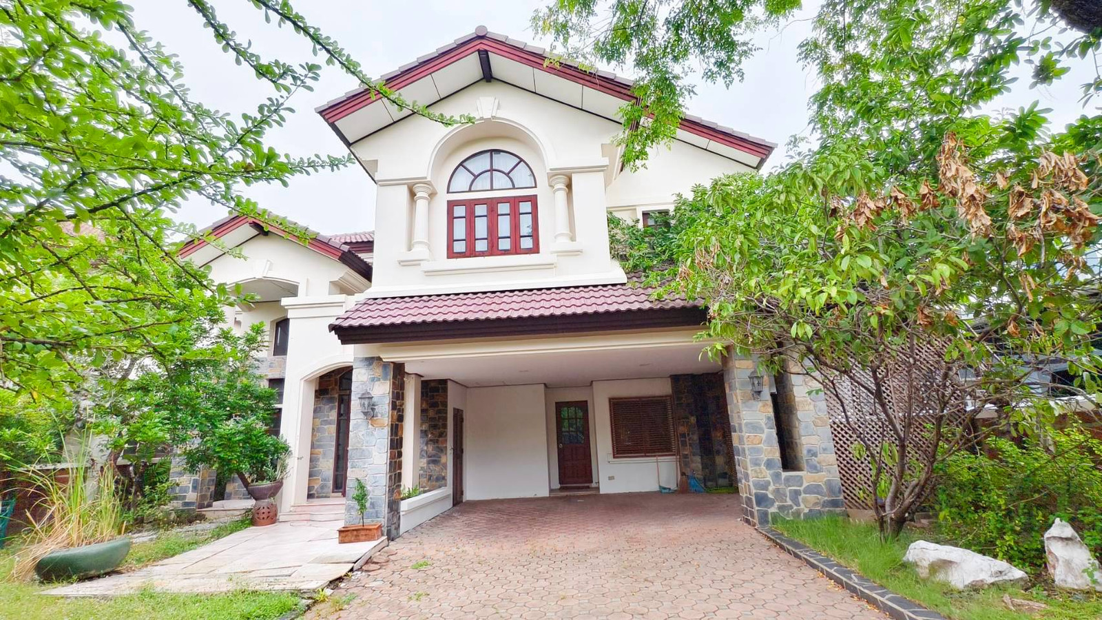 【Single house for sale, best price, Ladawan Srinakarin, size 250 sq m., 3 bedrooms, 4 bathrooms | ✨ Single house, large land plot. On Srinakarin Road, near BTS Sri Bearing, only about 600 meters from the project front. – รูปที่ 3