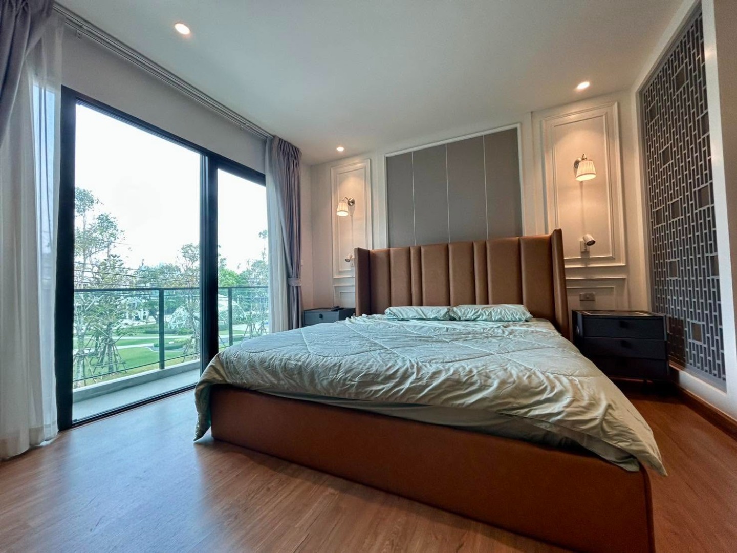 🔥Rent Now🔥 Centro Bangna, next to Mega Bangna. Fully furnished and ready to move in.