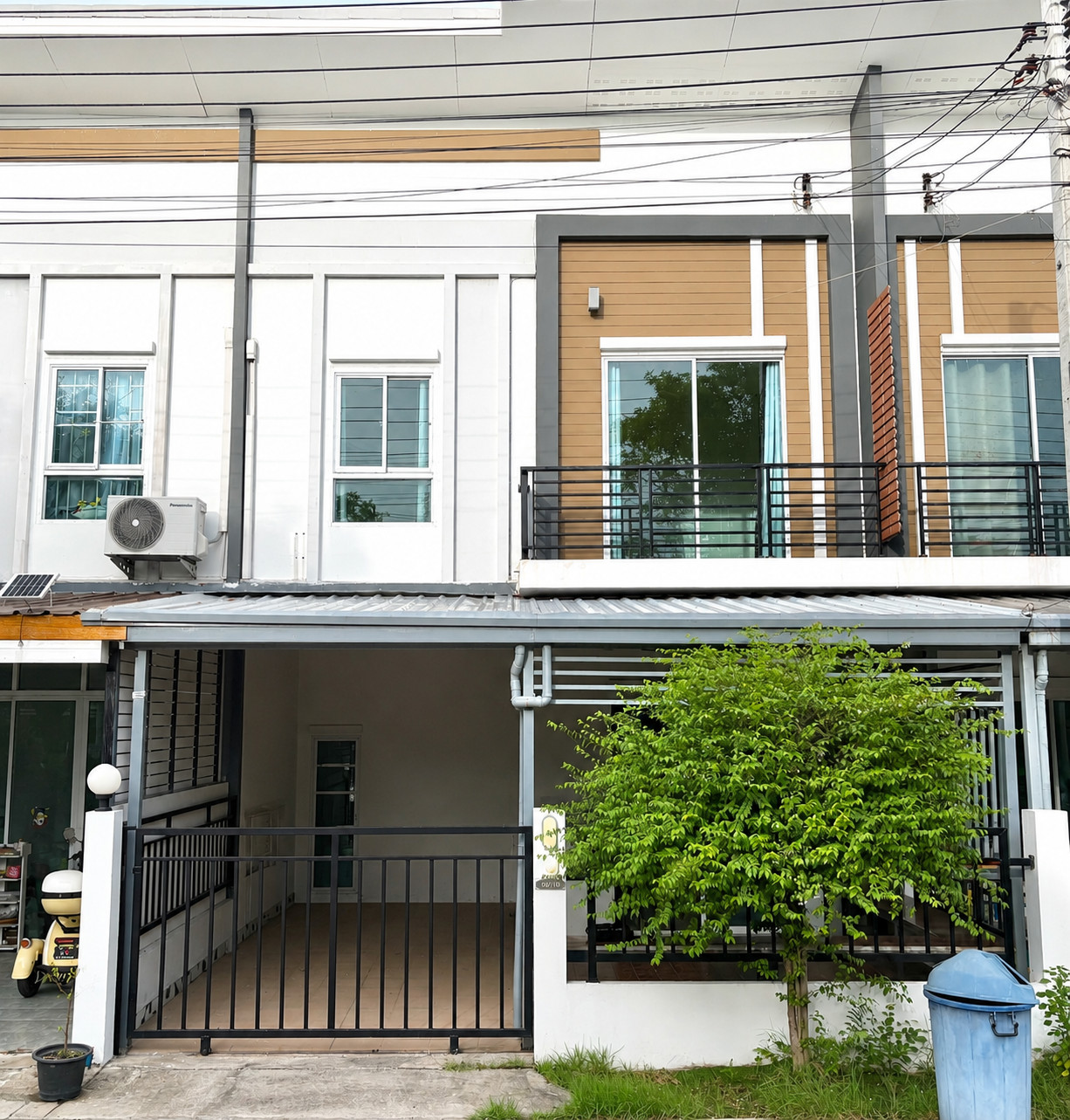 Buy immediately and receive income immediately! The house is already ready for tenants. Buy immediately and receive income immediately! The house is already ready for tenants.