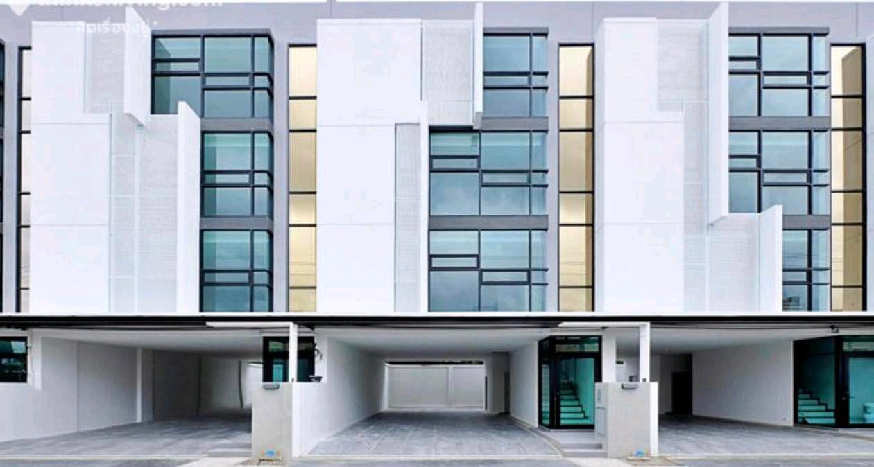 Home office for rent DAYS Ramintra-Watcharaphon (27 sq m)