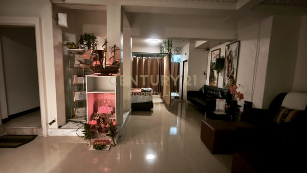 Focus on Unique Architecture & Investment: Unique Greek-Roman Style 4.5-Story Home Office for Sale | Vibhavadi 2 (250 Sq.m.) No.50-TH-69016 – รูปที่ 3