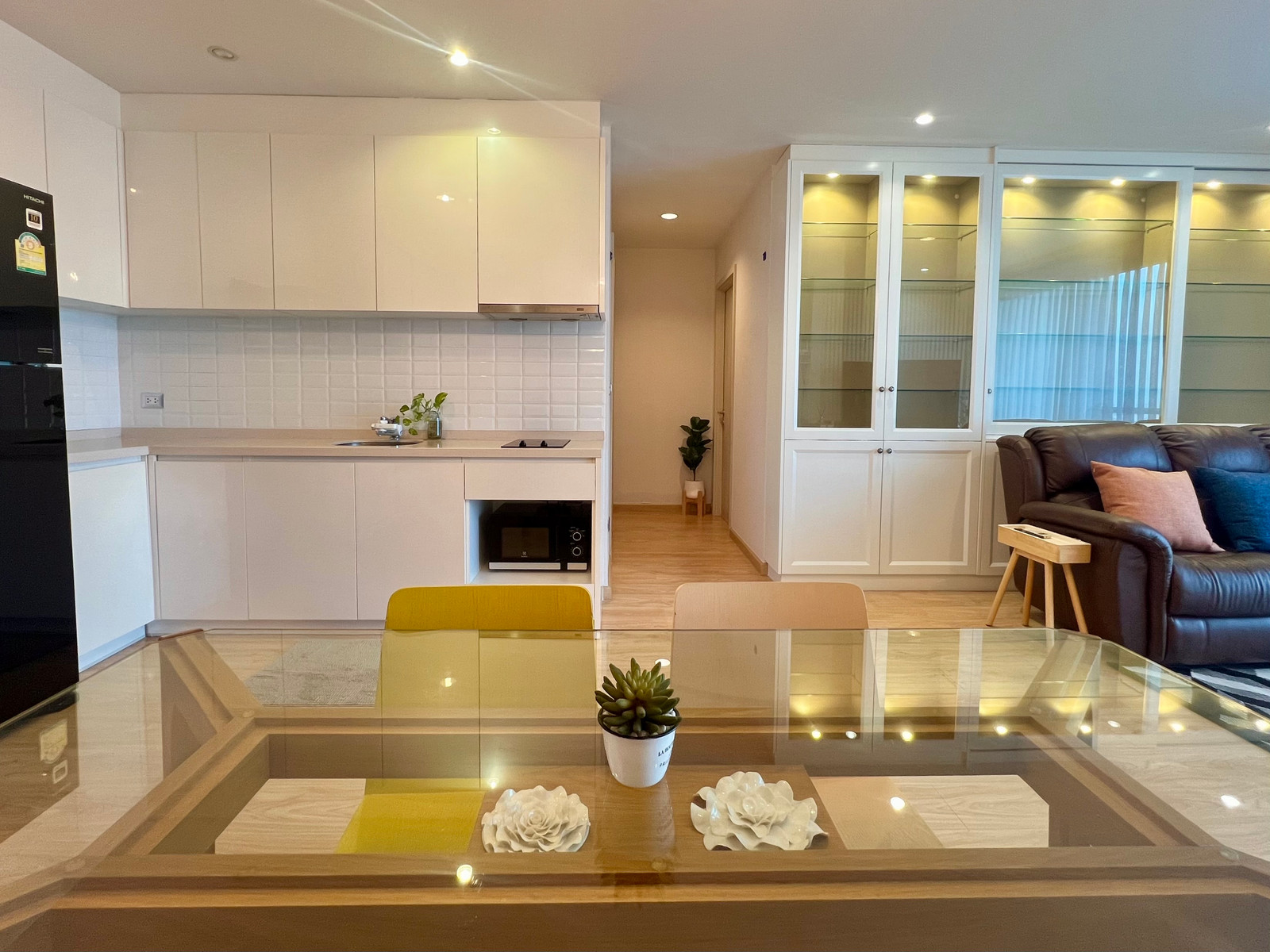 FOR SALE – Newly renovated Rhythm Sukhumvit 42 I 2 bed 2 bath I Tenanted Unit – รูปที่ 4