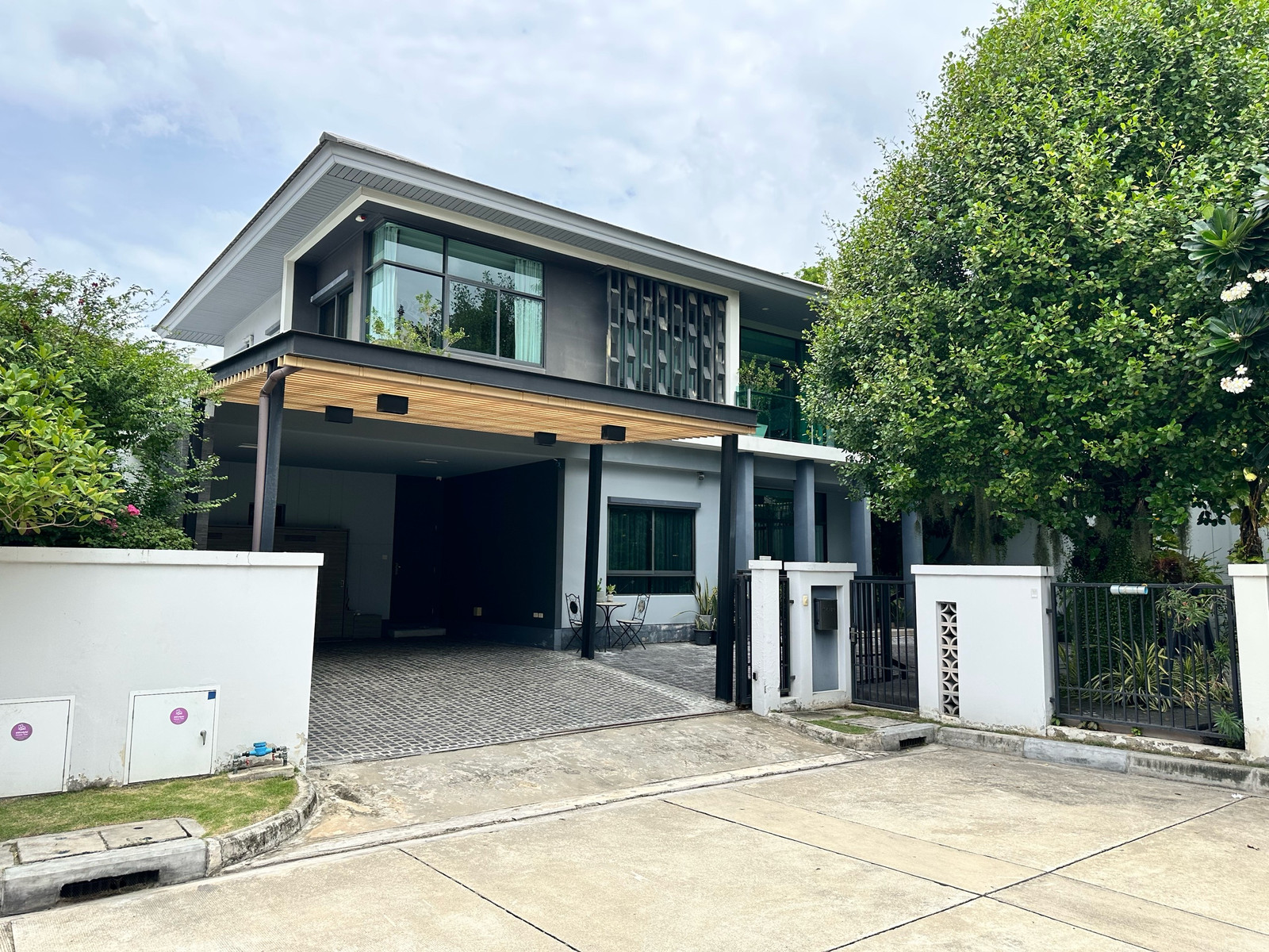 ให้เช่า บ้านเดี่ยว เศรษฐสิริ พัฒนาการ | หลังมุม เเปลงใหญ่ พร้อมสวนหน้าบ้าน ตกเเต่งสวย 🏡 ให้เช่า บ้านเดี่ยว เศรษฐสิริ พัฒนาการ | หลังมุม เเปลงใหญ่ พร้อมสวนหน้าบ้าน ตกเเต่งสวย 🏡