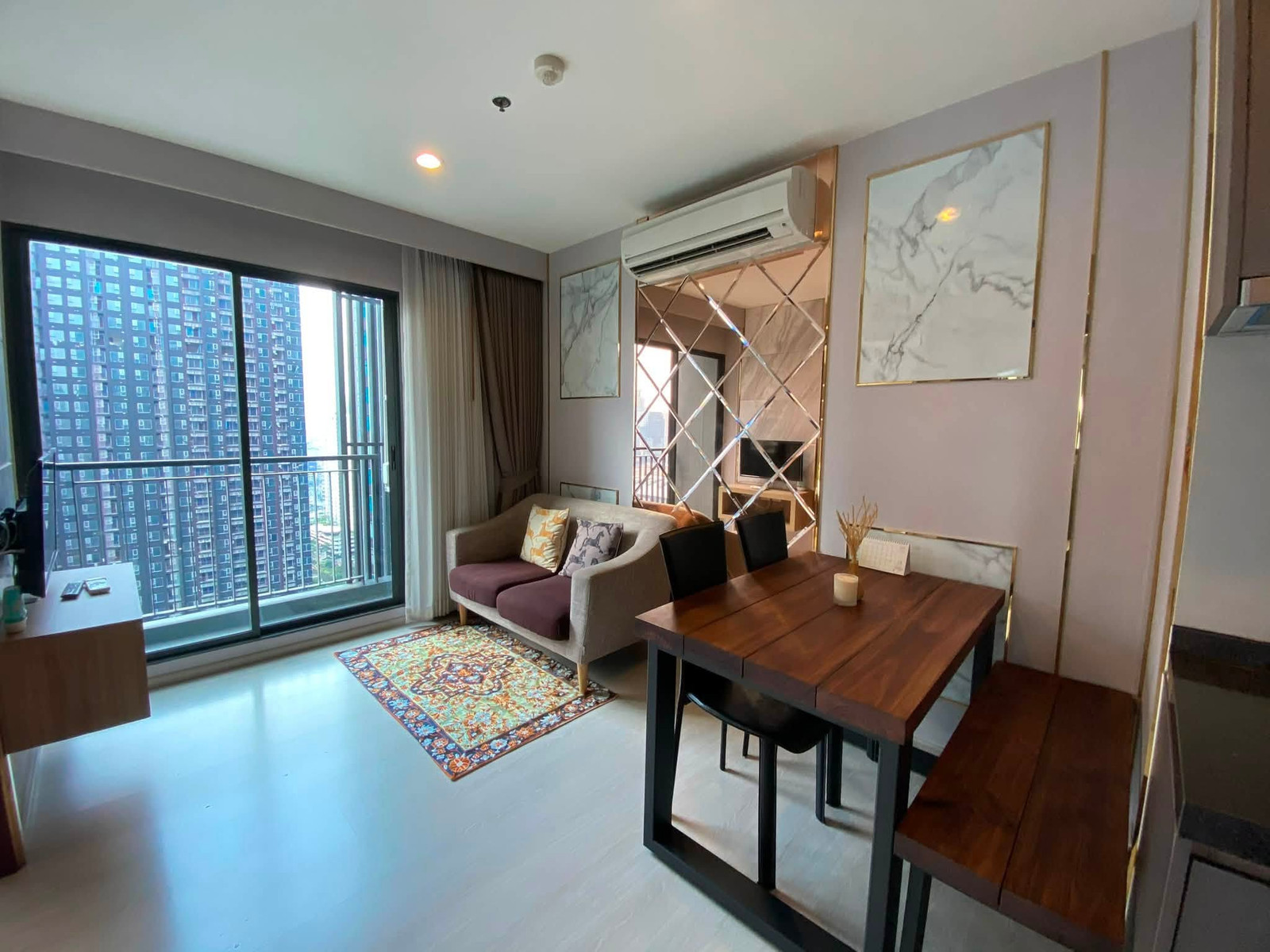 🔥 Rhythm Asoke 🔥 2 bedrooms 📍 near MRT Rama 9 about 300 meters 💰 rent 23,000 baht