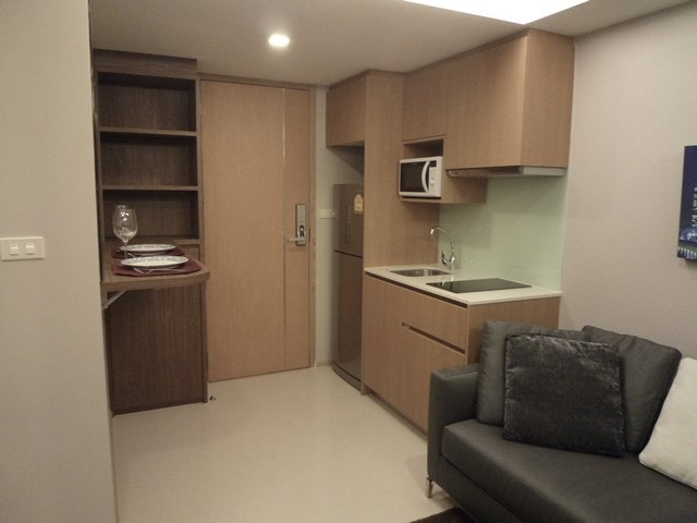 Best price! Socio Ruamrudee, low rise condo near BTS Ploenchit, fully furnished – รูปที่ 2