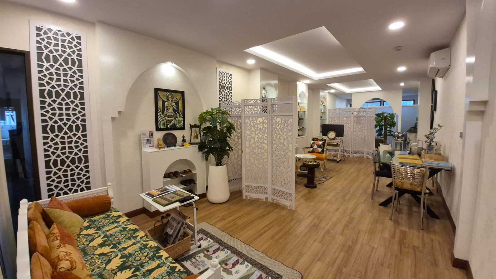 GROUND FLOOR SHOP-OFFICE FOR SALE | 55.5 SQ.M. Supalai Place Sukhumvit 39 - Tower B