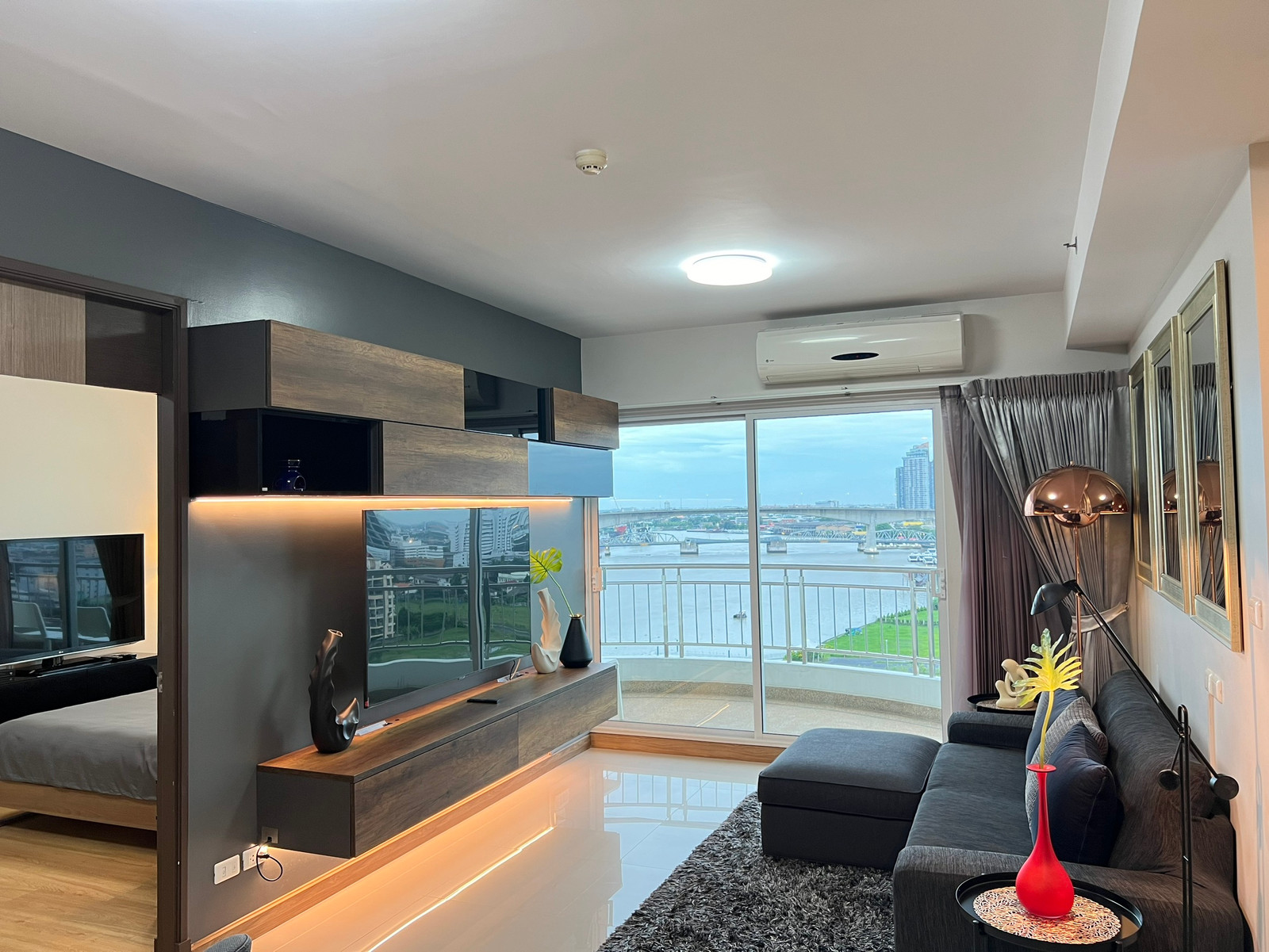 ศุภาลัย ริเวอร์ รีสอร์ท เจริญนคร / Supalai River Resort Charoen Nakhon