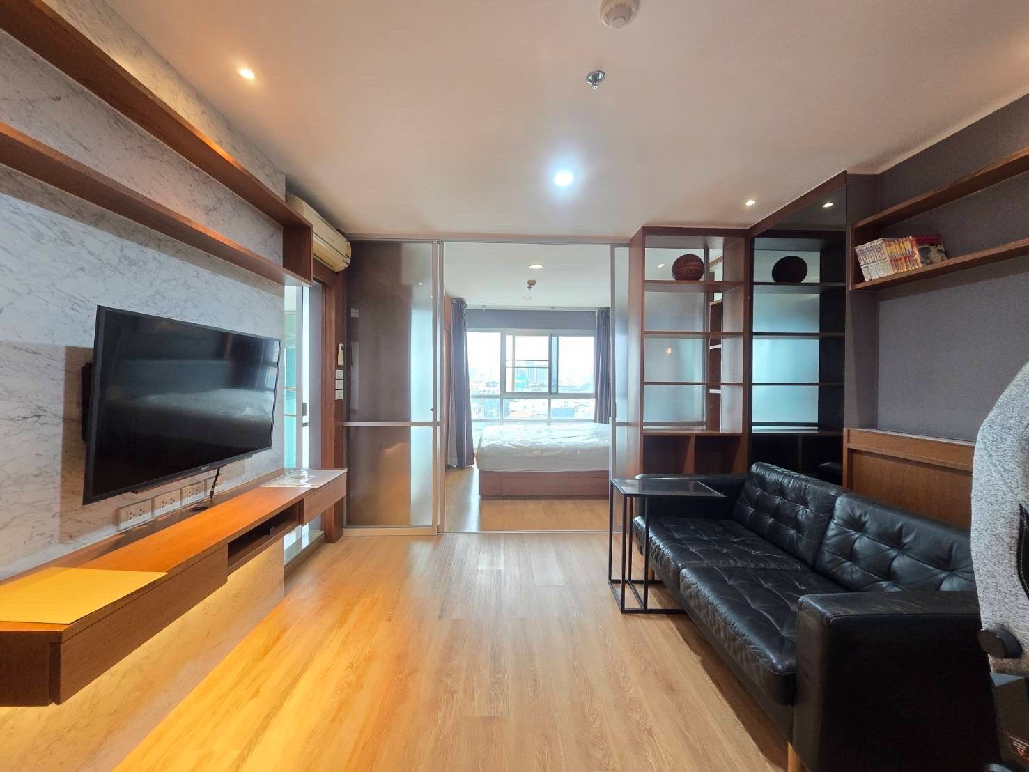 For sale: U delight at bangsue station, fully built-in. The price is extremely good. For sale: U delight at bangsue station, fully built-in. The price is extremely good.
