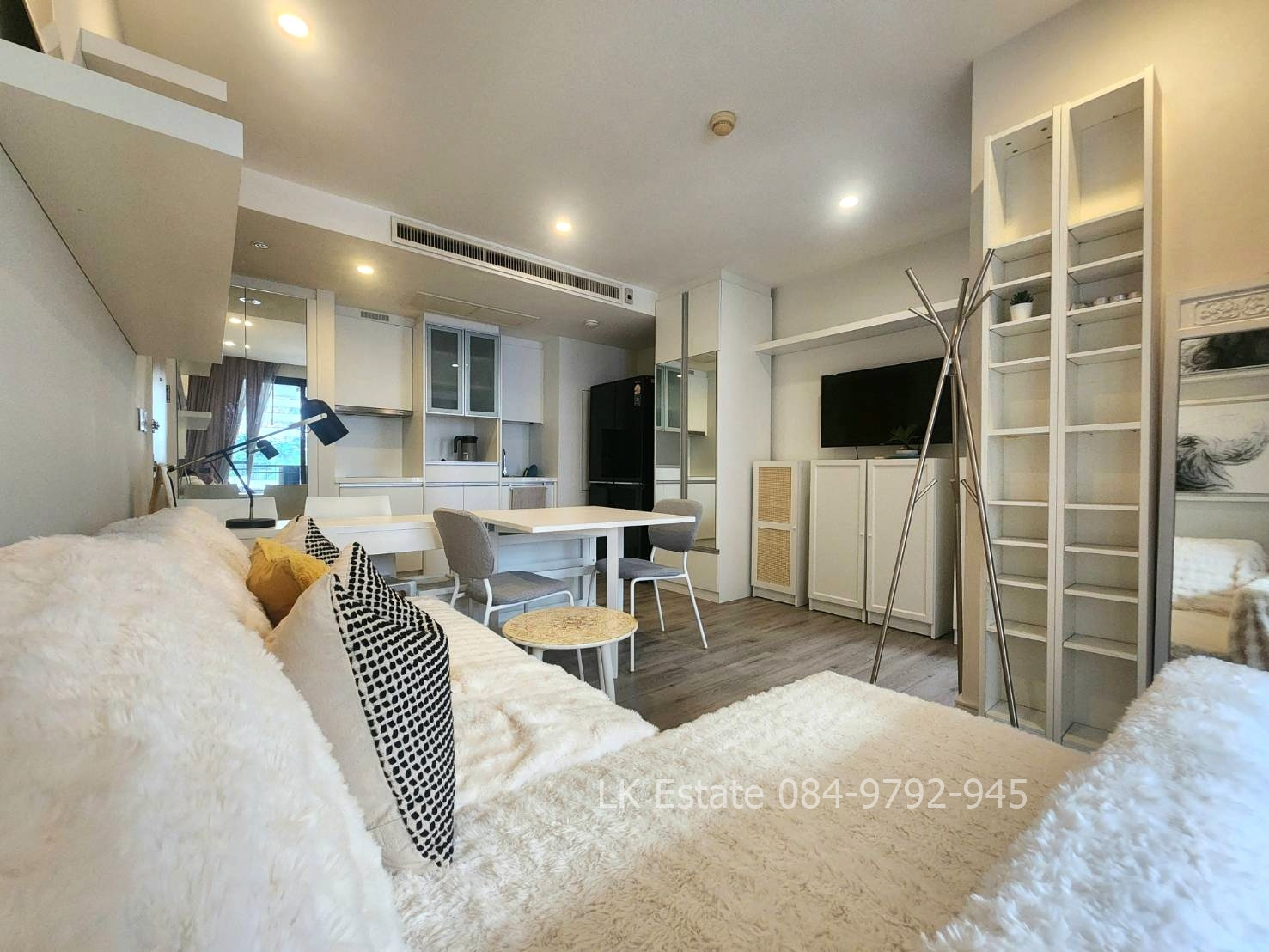 A Hidden Gem in CBD- Charming 1-bed, Few Steps from BTS Chong Nonsi A Hidden Gem in CBD- Charming 1-bed, Few Steps from BTS Chong Nonsi