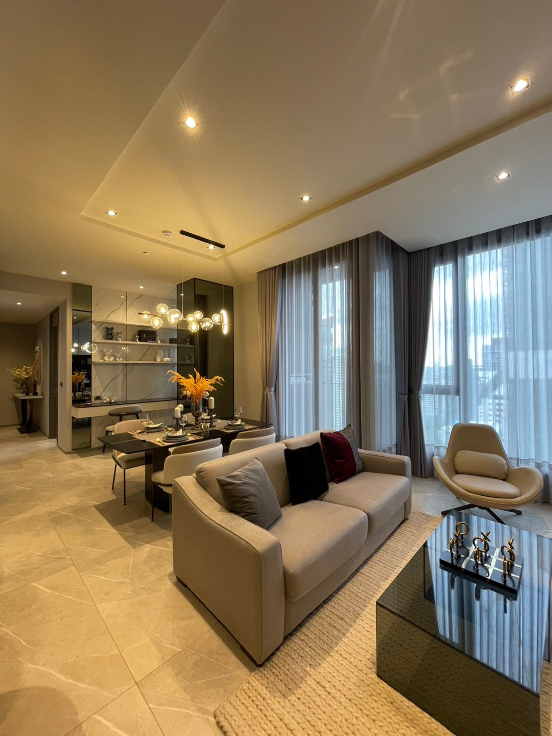 For Sell ! Hyde Heritage Thonglor 3 bed 3 bath 136 sqm For Sell ! Hyde Heritage Thonglor 3 bed 3 bath 136 sqm