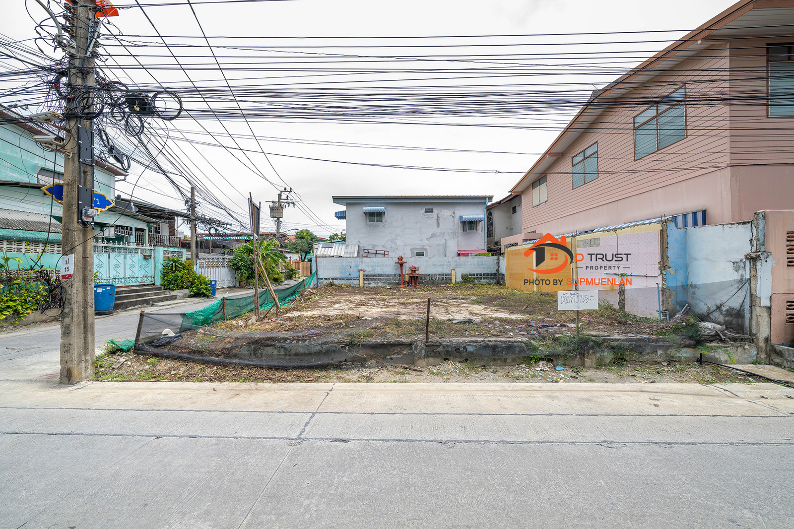ขาย ที่ดินเปล่าเทพารักษ์ 31ตร.ว.ในซอย เรวัต 1 แปลงมุมสี่เหลี่ยมสวย ขาย ที่ดินเปล่าเทพารักษ์ 31ตร.ว.ในซอย เรวัต 1 แปลงมุมสี่เหลี่ยมสวย