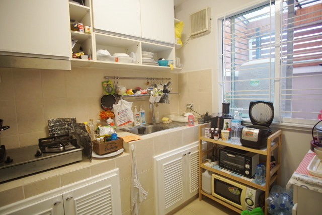 For rent, Baan Klang Muang Sathorn-Taksin 2, sample house, 23 sq m, 3 floors, built-ins throughout, very beautiful. – รูปที่ 2