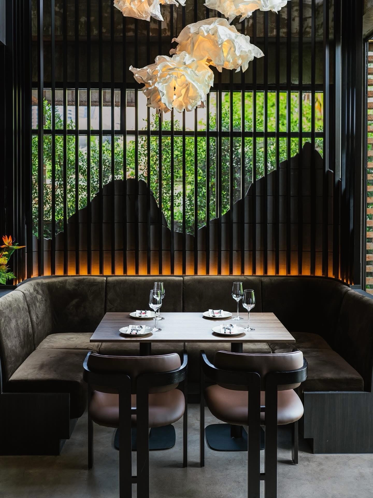 📌 เซ้ง 𝟯.𝟱 𝗠 จากลงทุนไป 10 ล้าน : ร้านอาหารพร้อมอุปกรณ์ กลางสาทร , 2 ชั้น , 301 ตรว , 10 ที่จอด  📌 Take Over : Resturant With Full Equipment In Heart Of Sathorn , 301 sqw , 2 Storeys , 10 Parking lot   ** Take Over : 𝟯,𝟱𝟬𝟬,𝟬𝟬 THB / Discount fro – รูปที่ 3