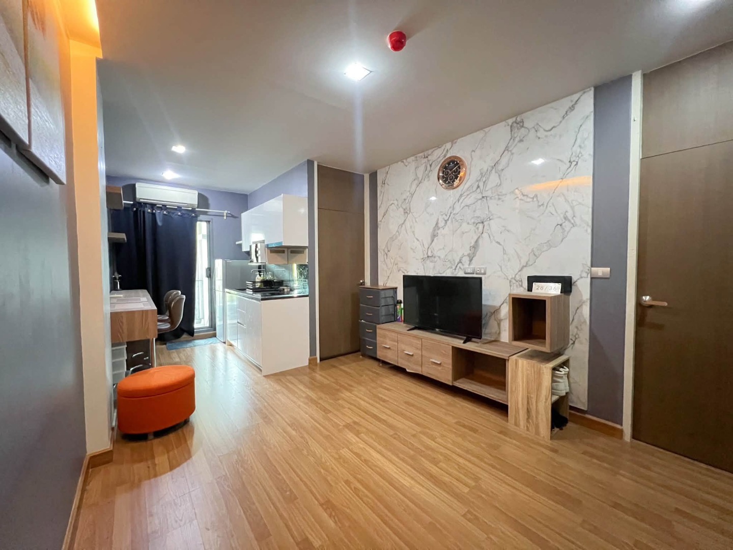 🔥Urgent Sale🔥 VINN Sukhumvit 46, near BTS Phra Khanong station. Fully furnished and ready to move in.