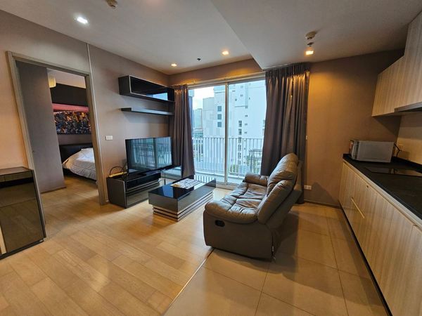 HQ Thonglor by Sansairi ปล่อยเช่า 1 ห้องนอน 1 ห้องน้ำ ใกล้ BTS ทองหล่อ ตกแต่งสวย ส่วนกลางดี พร้อมเข้าอยู่