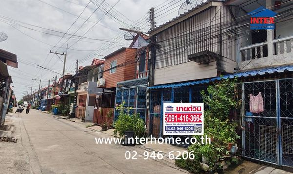 ทาวน์เฮ้าส์ 2 ชั้น 16 ตร.ว. หมู่บ้านแอร์วิลล่า2 ถนนเลียบคลองสาม ถนนลำลูกกา ลำลูกกา ปทุมธานี 
