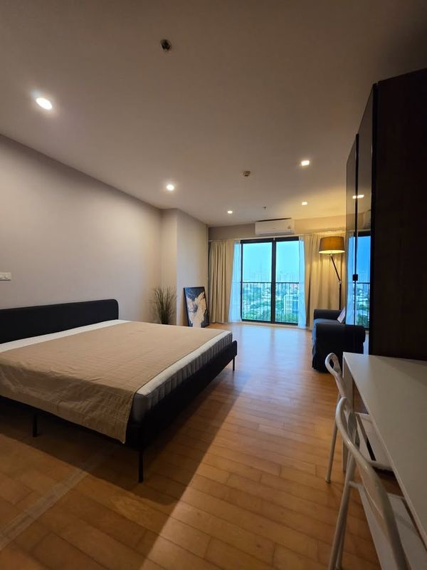 Condo for Rent Noble Solo