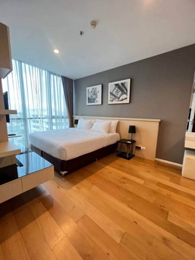 🔥Rent Now🔥 Up Ekkamai, near BTS Ekkamai Station, Fully Furnished, Ready to Move In.