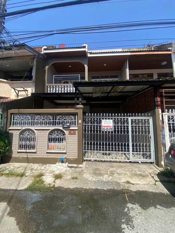 For rent, 2-story townhouse near Charan 13, ready to move in, 13,000฿/month#MRT Charan 13