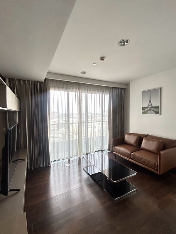 Hot Deal 2 bedrooms for rent at The Lumpini 24