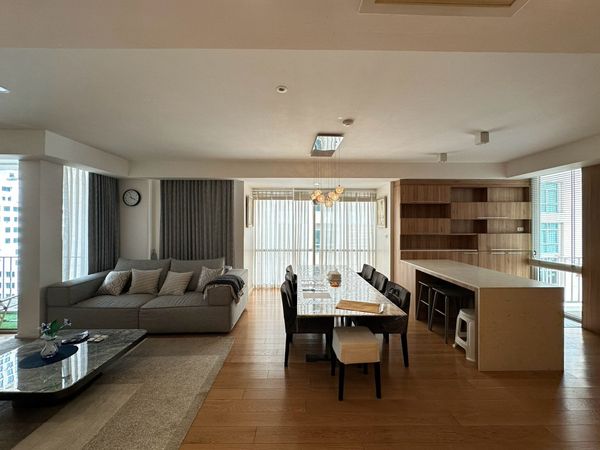 🔥Freehold in Langsuan at Langsuan ville just 171,xxx baht/sq.m, Features with 2 bedroom fully furnished near Velaa and BTS Chidlom, Lumpini park.