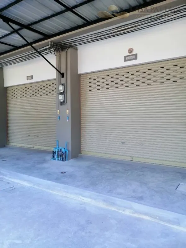 Urgent Sale: 3-Story Commercial Building in front of Baan Klang Suan