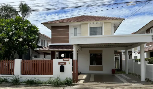 Urgent Sale! Beautiful 2-Story House in Baan Klang Suan, Takhian Tia (Near Pattaya)