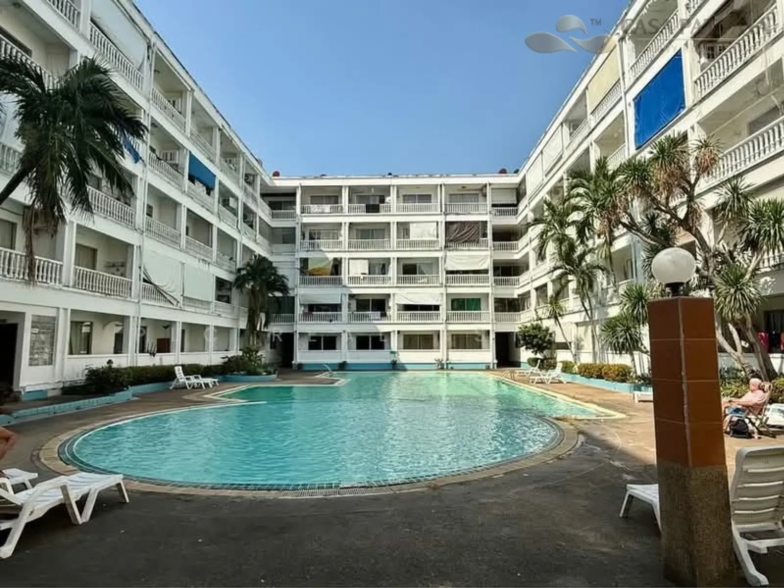 Condo for Sale Near Jomtien Beach (800m) – at Majestic Jomtien Condo for Sale Near Jomtien Beach (800m) – at Majestic Jomtien