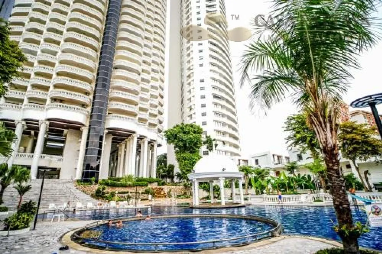 ให้เช่า! คอนโดหรูติดหาด Sky Beach Condominium แต่งสวยพร้อมอยู่
