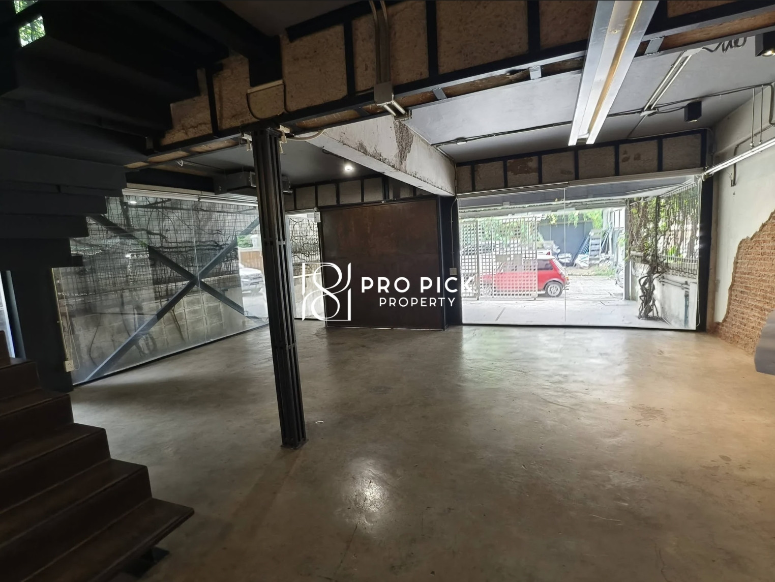 For Rent Townhouse BTS Onnut Sukhumvit Phra Khanong Bangkok PP-00648 For Rent Townhouse BTS Onnut Sukhumvit Phra Khanong Bangkok PP-00648